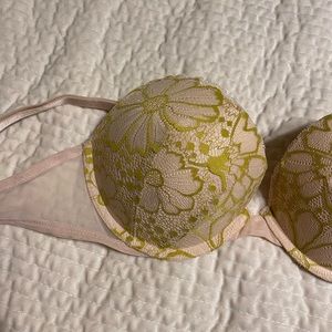 Green and Pink Lace Bra